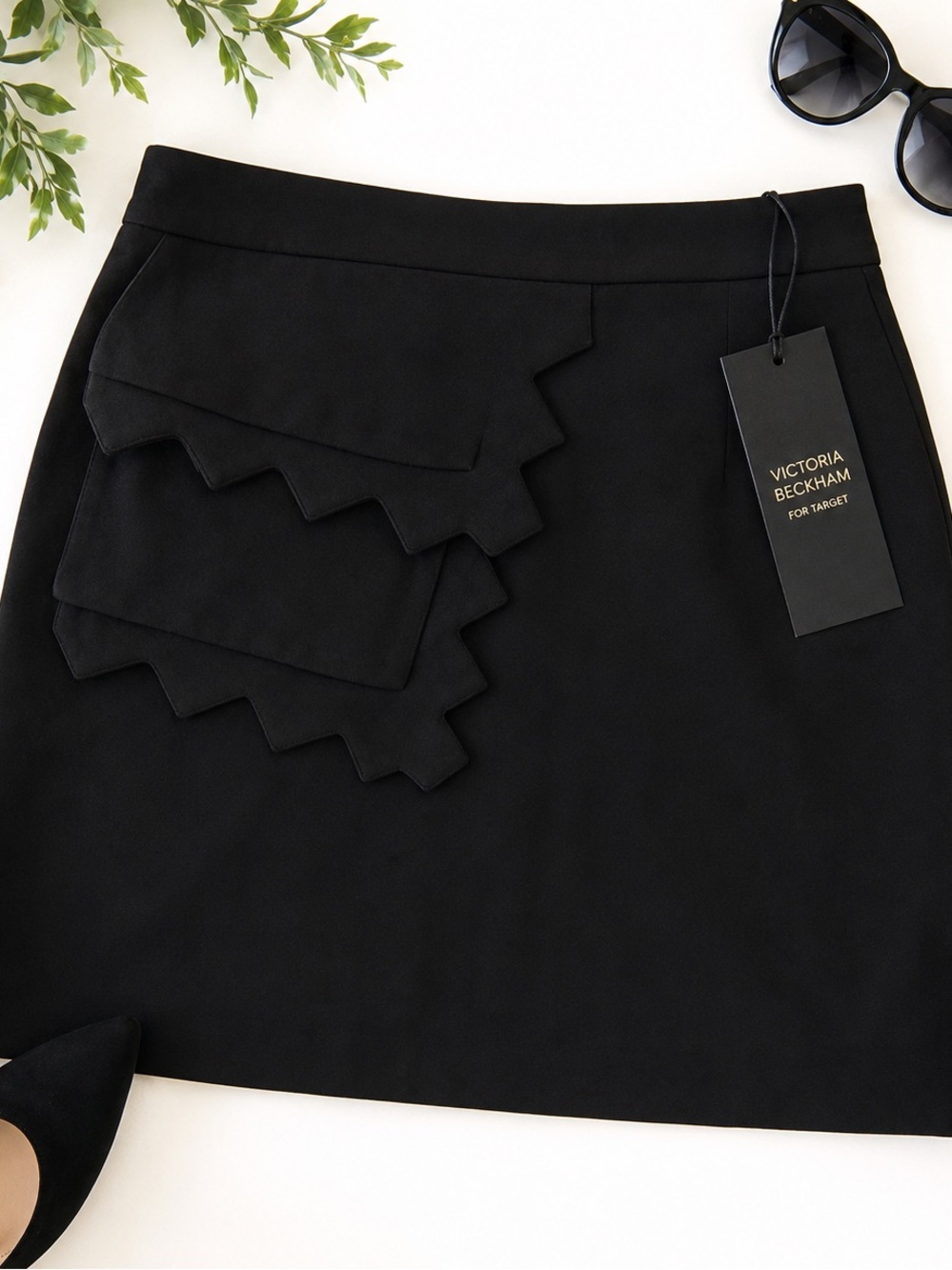 NWT Victoria Beckham for Target Black Scalloped Zigzag Mini Skirt Plus 1X